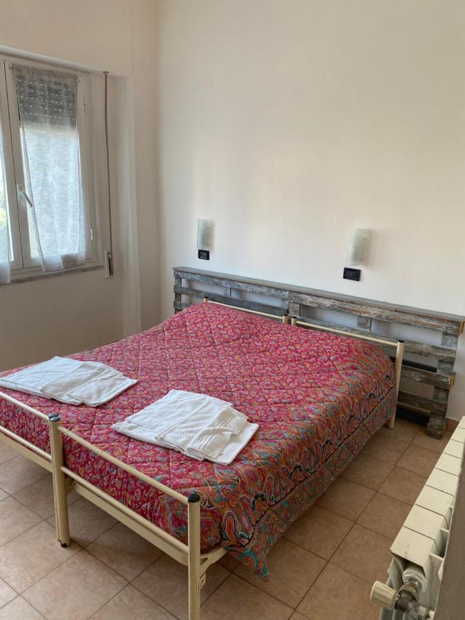 Hotel Nuovo Metropol Albissola Marina Exteriér fotografie